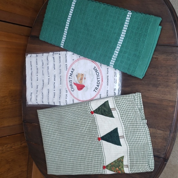 Hallmark Other - NWOT Christmas Kitchen Towels Bundle of 3